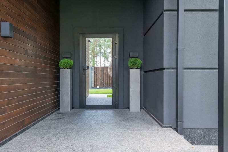 Aluminium voordeur met groot glasvlak