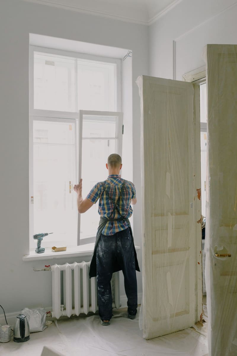 Kozijnen zelf plaatsen: kan het, en wat kost het u?