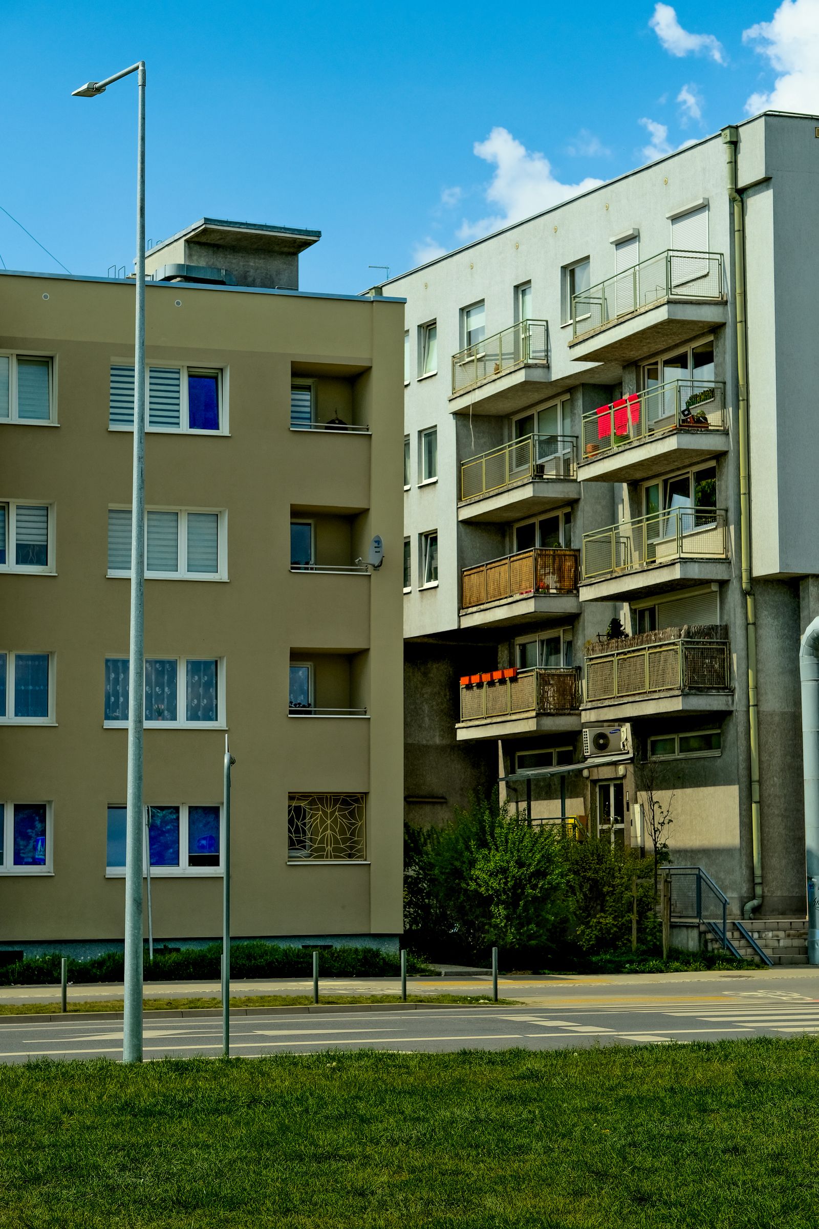 Kozijnen in Hoogvliet